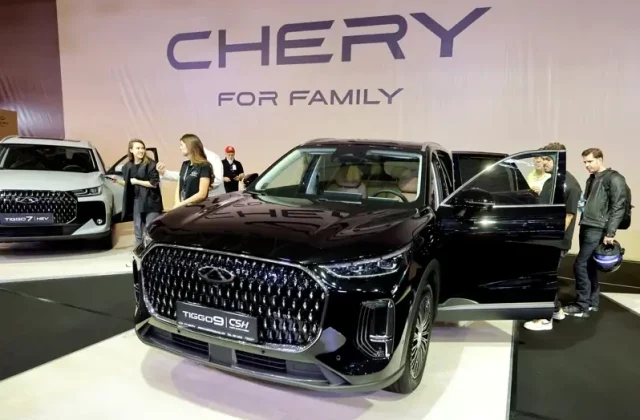 UK Business and Trade Secretary: Won’t bow to EU pressure to impose tariffs on Chinese electric vehicles